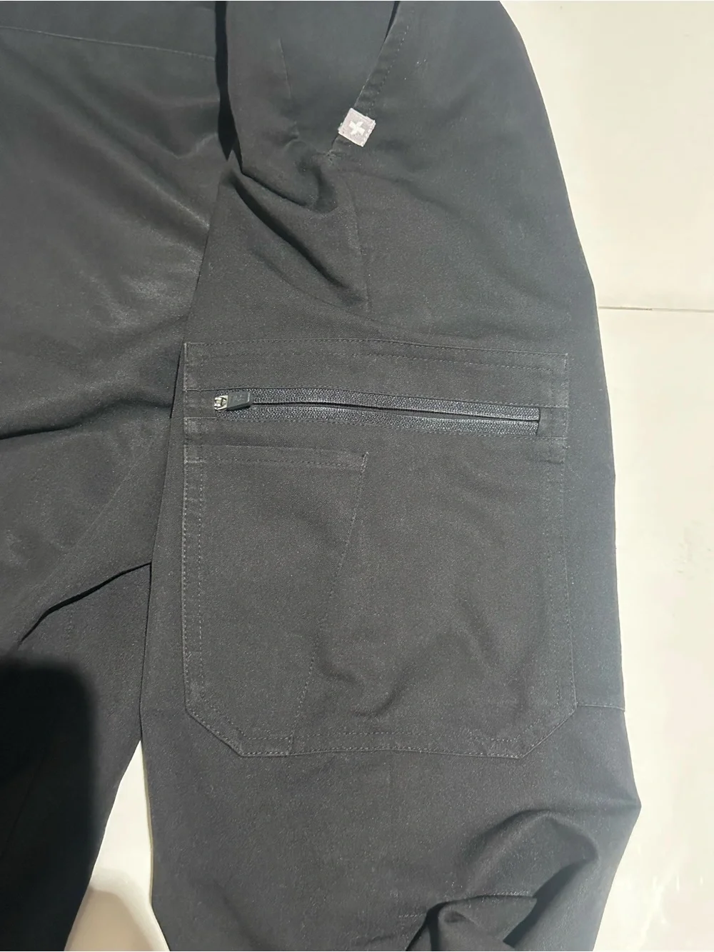 Figs Men's Technical Collection Black Jogger Pant with side pocket - Size Small